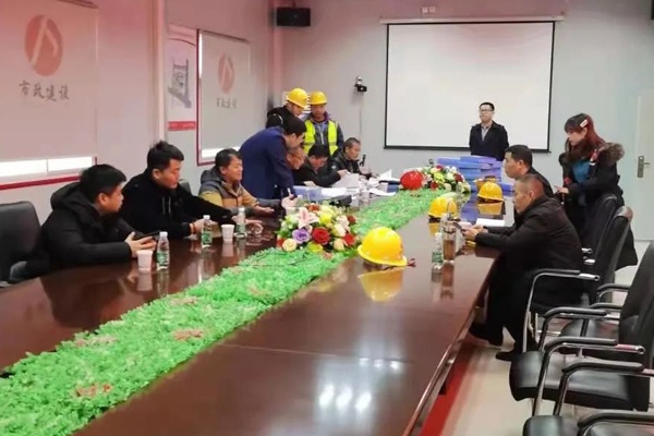 1609316100419158.jpg 南昌市住建局專家蒞臨桃花南路安置房項(xiàng)目開展考核評價工作600400P3.jpg