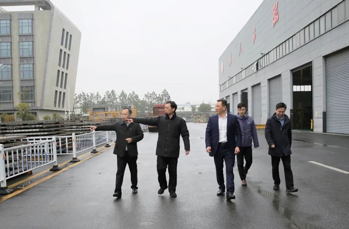 市政公用集團黨委副書記、總經(jīng)理萬義輝到市政遠大公司調(diào)研指導(dǎo)
