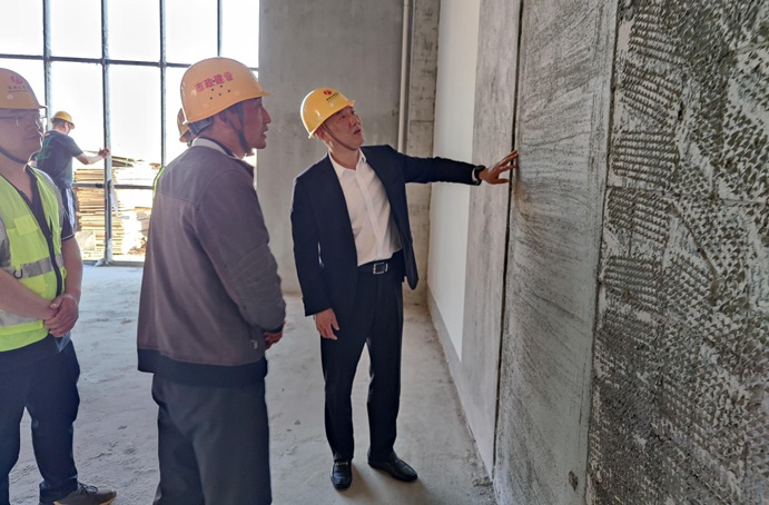 徐旭前往市政公用城三期項(xiàng)目、市政綠色建材科技產(chǎn)業(yè)園項(xiàng)目調(diào)研
