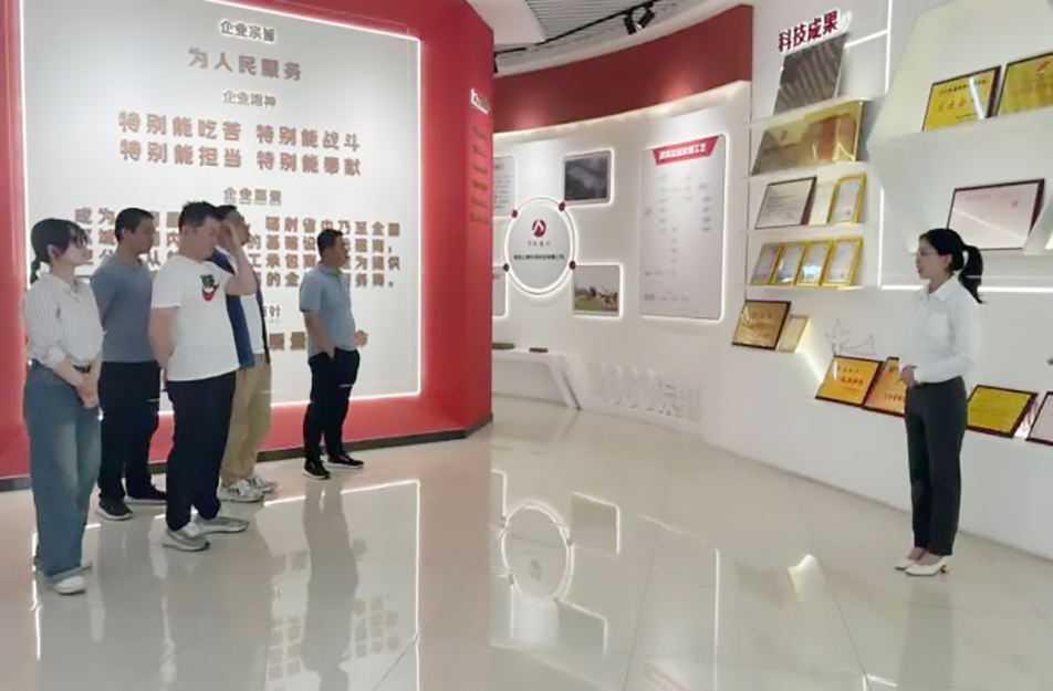 南昌市政建設(shè)集團開展“重溫奮斗史，啟航新征程”企業(yè)展廳講解活動